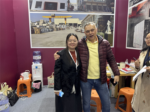 Xingyan Stone Carving Factory slaví úspěch na Xiamen Stone Fair 2025