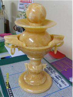 Čína Xingyan Mihuang Stone Feng Shui Ball Fontána Socha